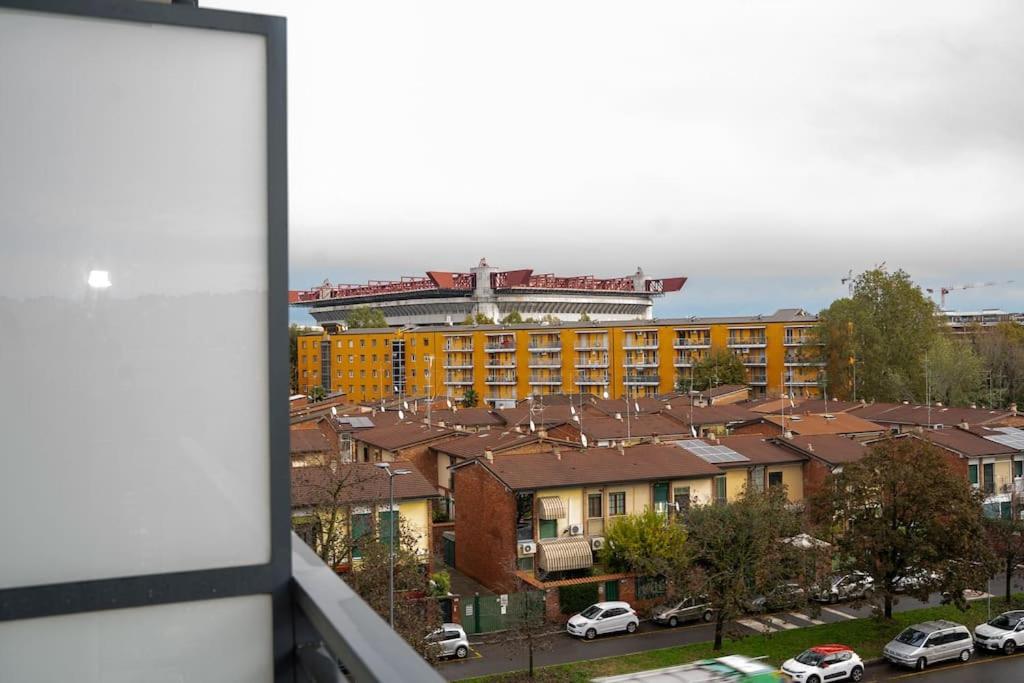 Appartamento A 500 Metri Da San Siro Milan Luaran gambar
